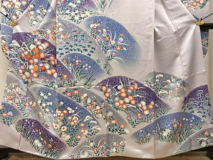 平和屋着物■豪華振袖　駒刺繍　重ね山菊花文　暈し染め　正絹　逸品　BAAX6385hj
