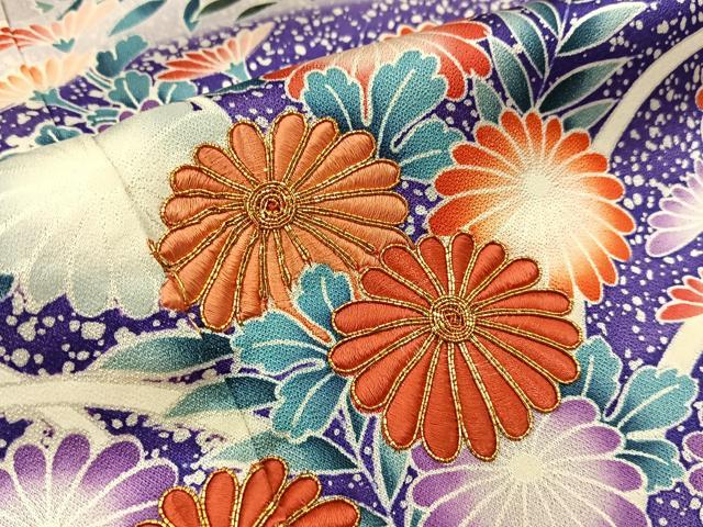 平和屋着物■豪華振袖　駒刺繍　重ね山菊花文　暈し染め　正絹　逸品　BAAX6385hj