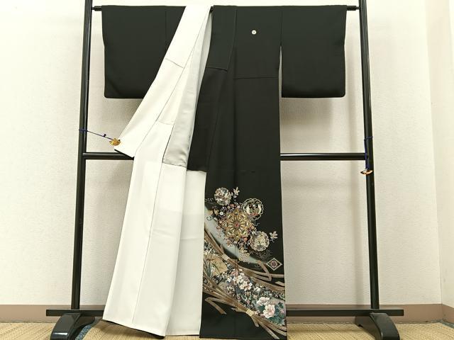 平和屋着物●豪華黒留袖　駒刺繍　正倉院花鳥文　金彩　正絹　逸品　BAAX6474hj