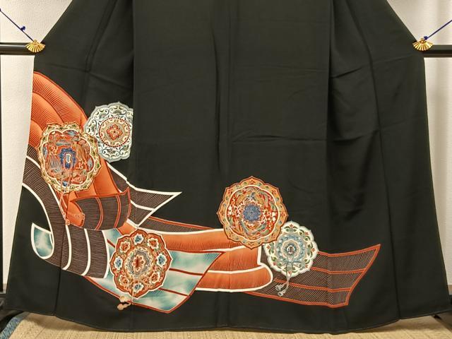 平和屋着物■豪華黒留袖　駒刺繍　鏡裏花鳥文　金彩　正絹　逸品　BAAX6477hj