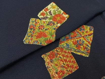 平和屋着物■上質な小紋　色紙重ね更紗花文　鬼しぼ縮緬　正絹　逸品　BAAX6482hj