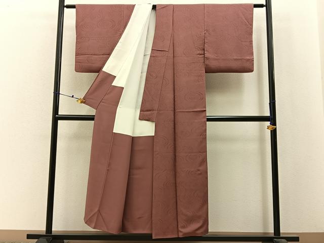 平和屋着物■上質な色無地　渦巻き地紋　蘇芳香色　正絹　逸品　BAAX6496hj