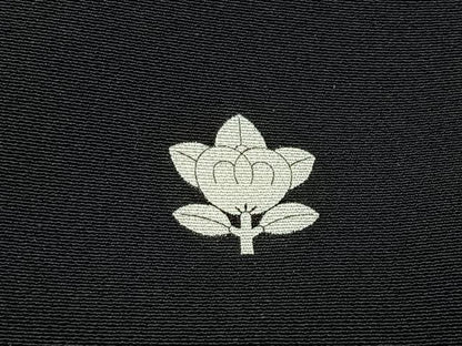 平和屋着物■豪華黒留袖　駒刺繍　貝桶枝花文　金彩　正絹　逸品　BAAX6505hj