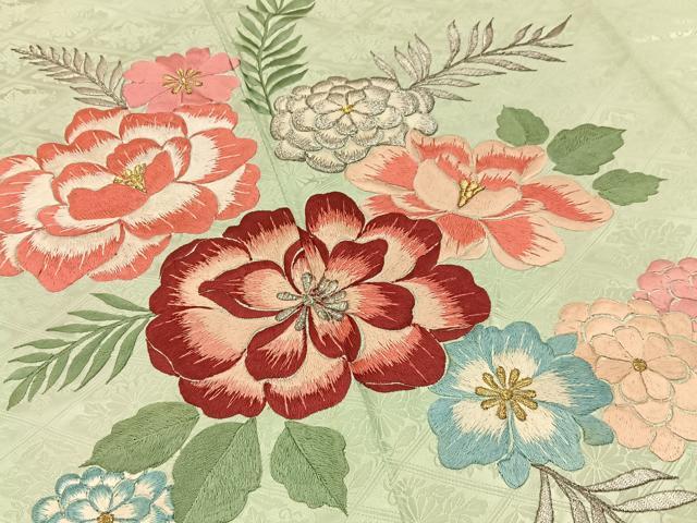 平和屋着物■豪華振袖　総刺繍　草花文　金銀糸　正絹　逸品　BAAX6538hj