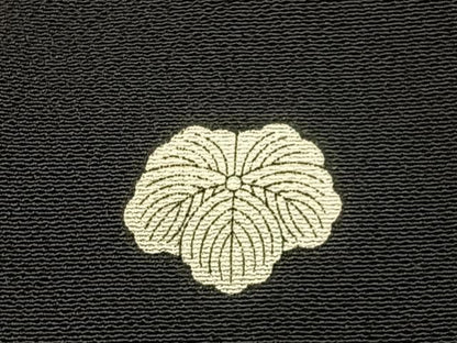 平和屋着物■豪華黒留袖　作家物　駒刺繍　宝尽くし御所車文　暈し染め　金銀彩　正絹　逸品　未使用　BAAX6559hj