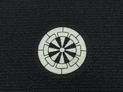 平和屋着物■豪華黒留袖　作家物　駒刺繍　群鶴　松竹梅　金彩　正絹　逸品　BAAX6673hj