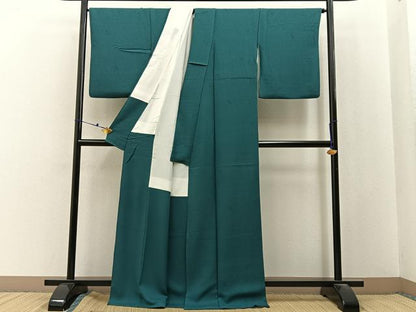 平和屋着物●上質な色無地　草花地紋　木賊色　正絹　逸品　BAAX6748hj