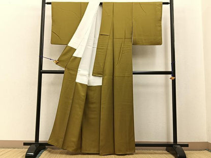 平和屋着物●染色作家　斉藤三才監修　色無地　桑茶色　正絹　逸品　BAAX6774hj