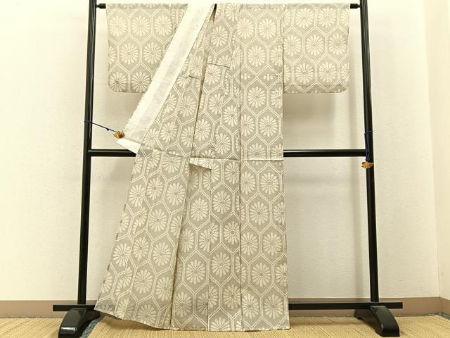 平和屋着物＊夏物　紗紬　亀甲菊文　正絹　逸品　BAAX6931hj