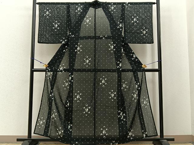 平和屋着物＊夏物　小紋　紗　舞蝶文　黒地　洗える着物　BAAX6989hj