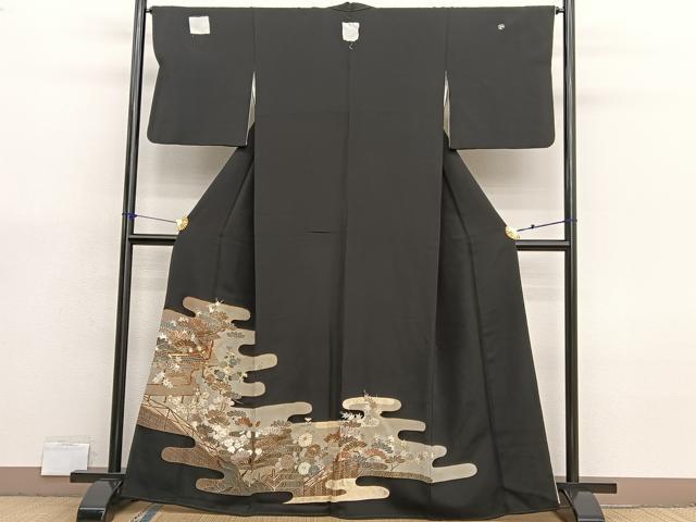 平和屋着物■豪華黒留袖　駒刺繍　エ霞風景文　正絹　逸品　未使用　BAAX7005hv