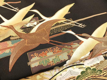 平和屋着物■豪華黒留袖　駒刺繍　立波飛鶴文　金彩　正絹　逸品　BAAX7011hv