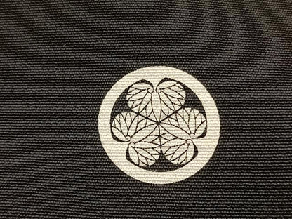 平和屋着物■豪華黒留袖　駒刺繍　飛鶴菊文　金銀彩　正絹　逸品　BAAX7028hv