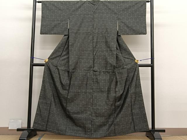 平和屋着物■本場大島紬　幾何学文様　正絹　逸品　BAAX7082hv