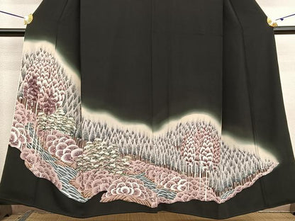 平和屋着物■豪華黒留袖　刺繍　浜松樹林文　暈し染め　金彩　正絹　逸品　BAAX7086hv