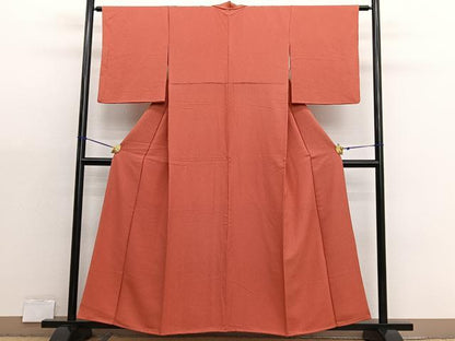 平和屋着物■上質な色無地　紋意匠　鉛丹色　正絹　逸品　BAAX7088hv