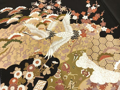 平和屋着物■豪華黒留袖　飛鶴宝尽くし花文　金彩　正絹　逸品　BAAX7090hv