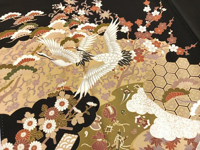 平和屋着物■豪華黒留袖　飛鶴宝尽くし花文　金彩　正絹　逸品　BAAX7090hv