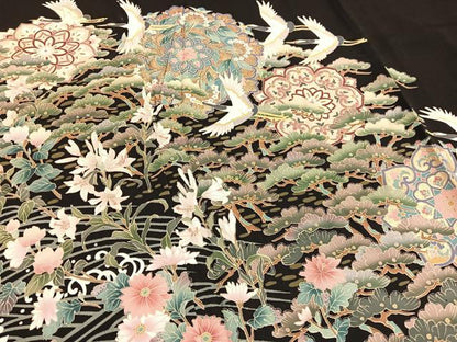 平和屋着物■豪華黒留袖　作家物　飛鶴浜松文　金彩　胴抜き仕立て　正絹　逸品　BAAX7095hv