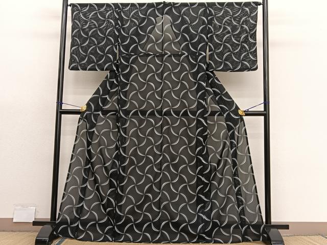 平和屋着物＊夏物　小紋　絽　幾何学文様　黒地　洗える着物　BAAX7268hv