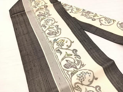 平和屋着物＊夏物　絹芭蕉　九寸名古屋帯　型染め　葡萄蔦の葉文　黒地　正絹　逸品　BAAX7861hv