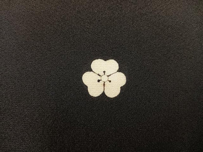 平和屋着物■豪華黒留袖　駒刺繍　飛鶴文　暈し染め　金彩　正絹　逸品　BAAX8011mz