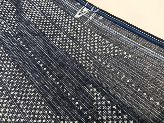 平和屋着物＊夏物　小紋　紗　矢絣文様　洗える着物　BAAX8062mz