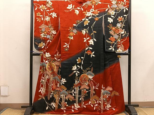 平和屋着物●小振袖　舞蝶花文　暈し染め　金彩　正絹　逸品　BAAX8234mz