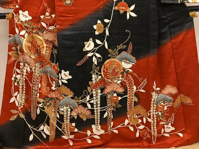 平和屋着物●小振袖　舞蝶花文　暈し染め　金彩　正絹　逸品　BAAX8234mz