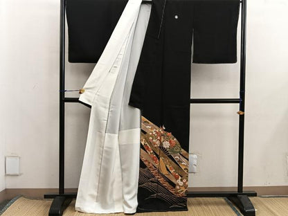 平和屋着物■豪華黒留袖　扇面御所車花文　金彩　正絹　逸品　未使用　BAAX8256mz