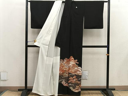 平和屋着物■豪華黒留袖　駒刺繍　風景文　正絹　逸品　BAAX8290mz