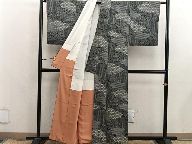 平和屋着物■上質な小紋　亀甲花文　黒地　正絹　逸品　BAAX8306mz