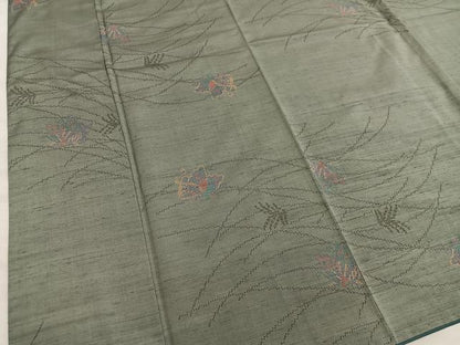 平和屋着物■上質な紬　舞蝶草葉文　正絹　逸品　BAAX8309mz