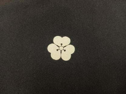 平和屋着物■豪華黒留袖　駒刺繍　風景花文　金彩　正絹　逸品　BAAX8315mz
