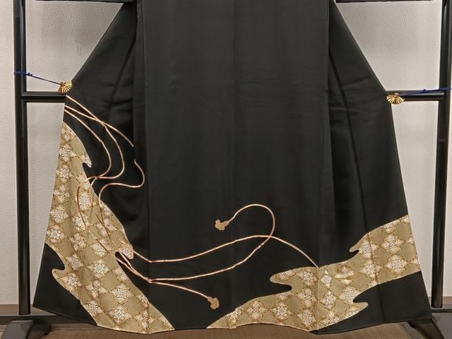 平和屋着物■豪華黒留袖　駒刺繍　松皮菱花文　金彩　正絹　逸品　BAAX8329mz