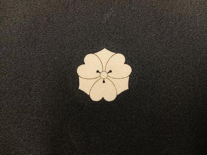 平和屋着物■豪華黒留袖　駒刺繍　飛鶴花文　暈し染め　金彩　正絹　逸品　BAAX8355mz