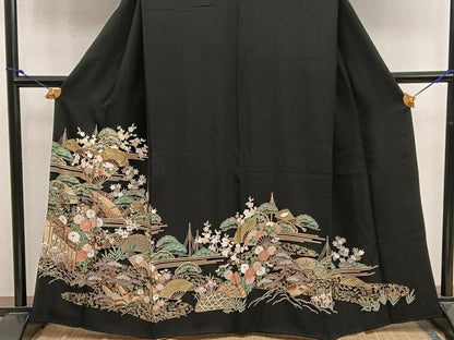 平和屋着物■豪華黒留袖　駒刺繍　扇面花文　正絹　逸品　BAAX8431mz