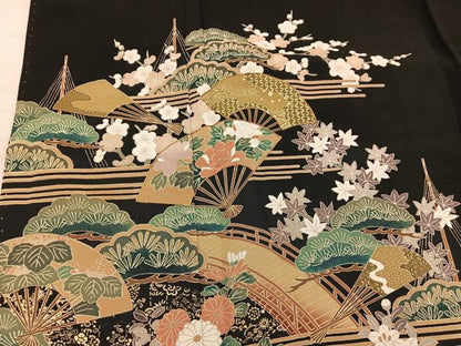 平和屋着物■豪華黒留袖　駒刺繍　扇面花文　正絹　逸品　BAAX8431mz