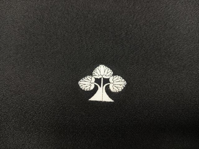 平和屋着物■豪華黒留袖　駒刺繍　飛鶴文　暈し染め　金彩　正絹　逸品　BAAX8444mz