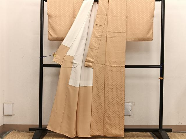 平和屋着物■上質な色無地　草花地紋　狐色　正絹　逸品　BAAX8498mz