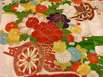 平和屋着物■豪華振袖　駒刺繍　牡丹花車文　金彩　正絹　逸品　BAAX8565mz