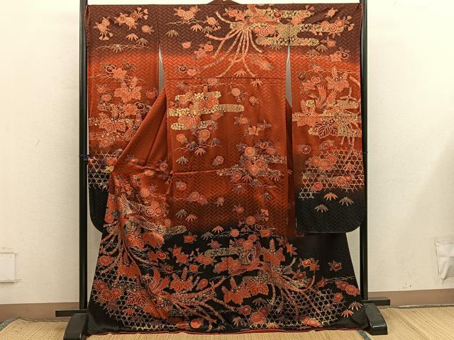 平和屋着物●豪華振袖　駒刺繍　鳳凰花文　暈し染め　金彩　正絹　逸品　BAAX8589mz
