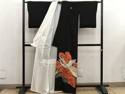 平和屋着物■豪華黒留袖　刺繍　孔雀　金銀糸　正絹　逸品　BAAX8642mz