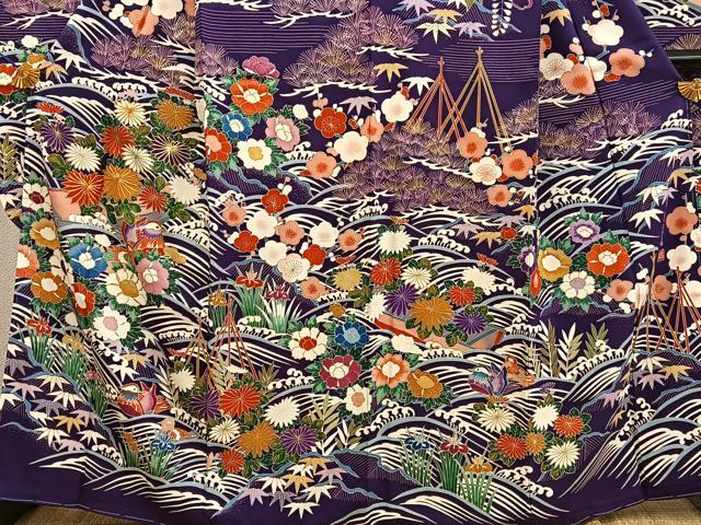 平和屋着物●豪華振袖　作家物　駒刺繍　春日花舟文様　金彩　正絹　逸品　未使用　BAAX8679mz