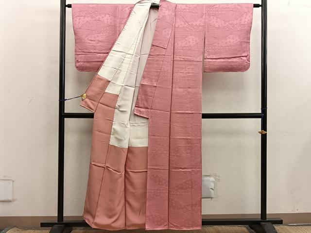 平和屋着物■上質な色無地　幾何学地紋　甚三紅色　正絹　逸品　BAAX8684mz