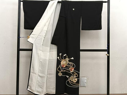 平和屋着物■豪華黒留袖　総刺繍　陶器花文　金銀糸　正絹　逸品　BAAX8686mz