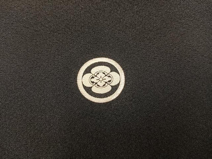 平和屋着物■豪華黒留袖　総刺繍　陶器花文　金銀糸　正絹　逸品　BAAX8686mz