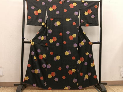 平和屋着物■上質な小紋　楓文　黒地　金彩　正絹　逸品　BAAX8708mz