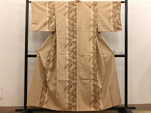 平和屋着物■上質な紬　舞蝶文　正絹　逸品　BAAX8725mz