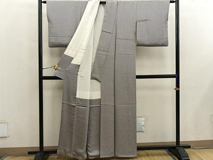 平和屋着物●上質な色無地　草花地紋　茶鼠色　高島屋扱い　正絹　逸品　BAAX8726mz